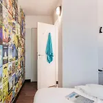 호텔f1 아브랑슈 바이에 뒤 몽생미셸 호텔 Saint-Quentin-sur-le-Homme