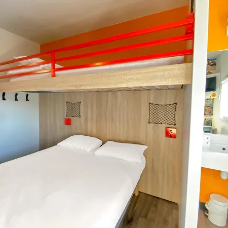 Hotelf1 Avranches Baie Du Mont Michel Hotel 3*