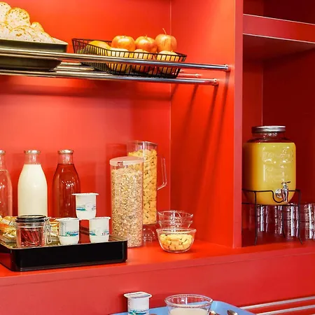 Hotelf1 Avranches Baie Du Mont Michel Saint-Quentin-sur-le-Homme