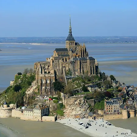 Ξενοδοχείο Hotelf1 Avranches Baie Du Mont Michel