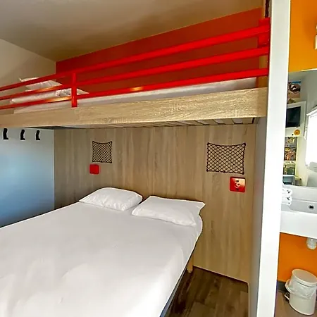 Hotelf1 Avranches Baie Du Mont Michel Saint-Quentin-sur-le-Homme