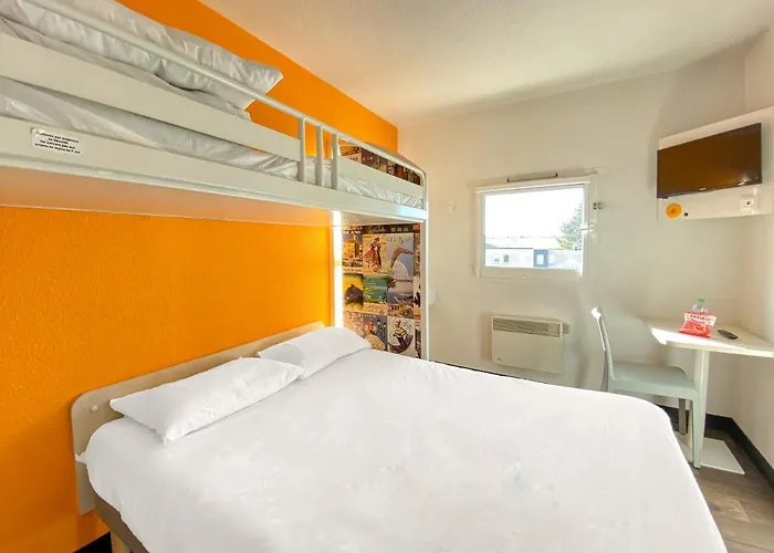 Hotelf1 Avranches Baie Du Mont Michel Hotel Saint-Quentin-sur-le-Homme