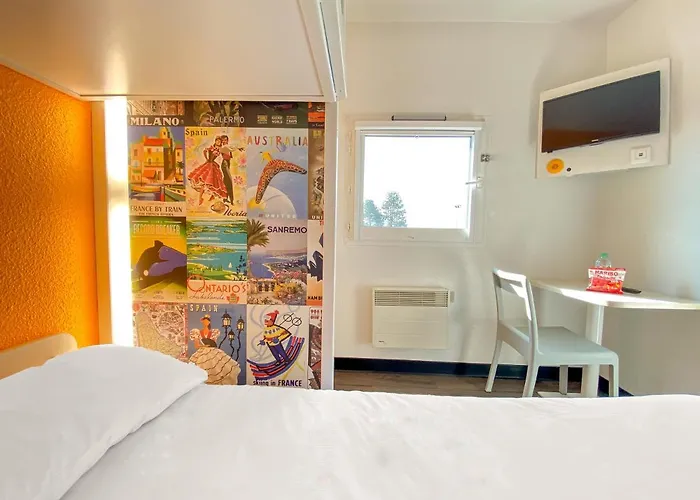 Hotelf1 Avranches Baie Du Mont Michel Hotell 3*