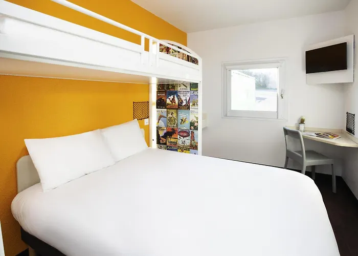 Hotelf1 Avranches Baie Du Mont Michel 3*