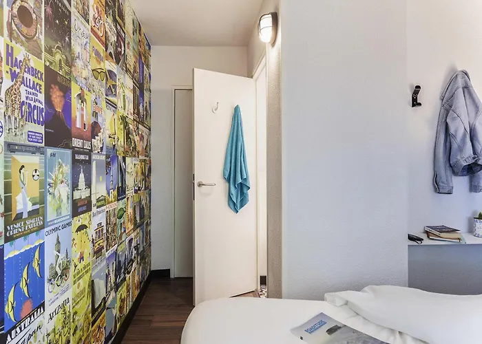 Hotelf1 Avranches Baie Du Mont Michel Hotell Saint-Quentin-sur-le-Homme