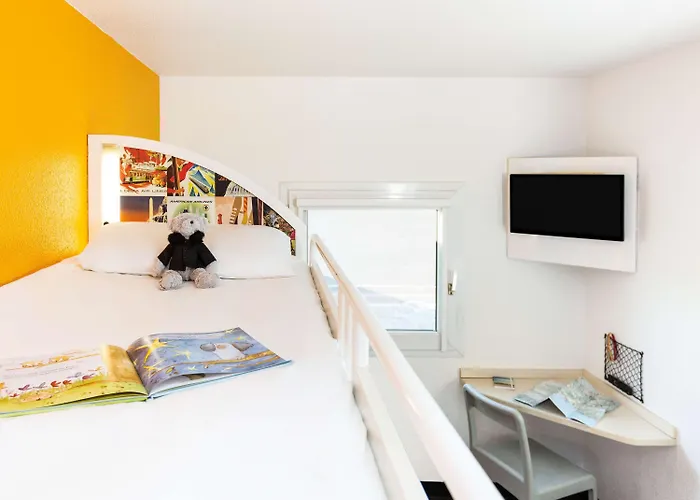 Hotelf1 Avranches Baie Du Mont Michel Hotel 3*